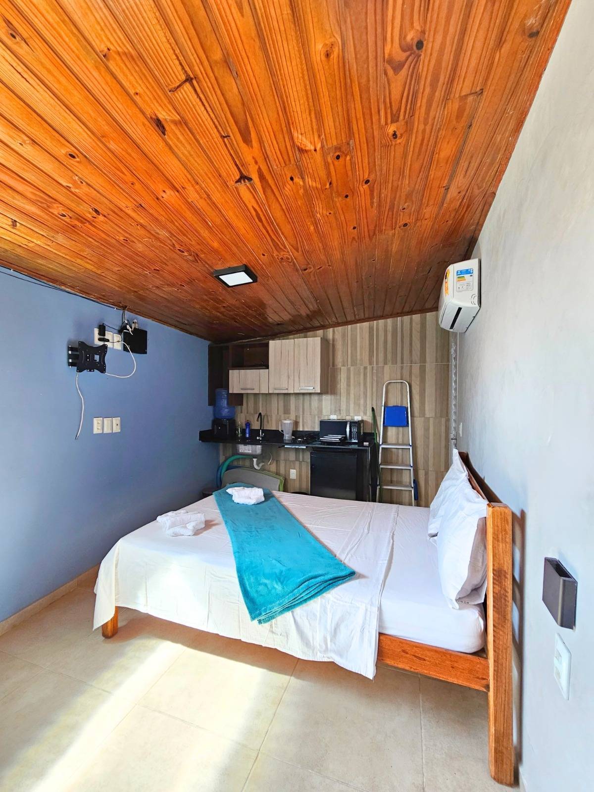 Casa à venda com 4 quartos, 160m² - Foto 17